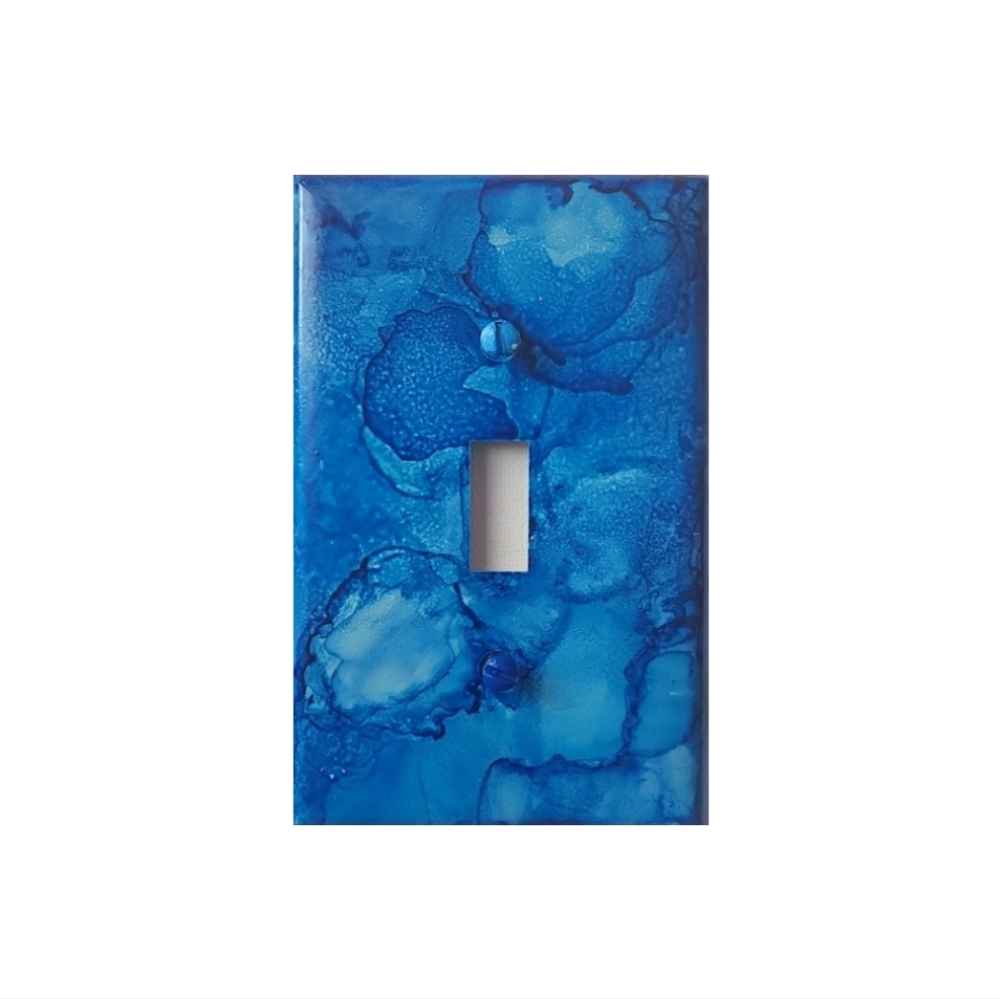 Hand Crafted Blue Abstract Design Single Toggle Light Switch Plate - Picture 2 of 2